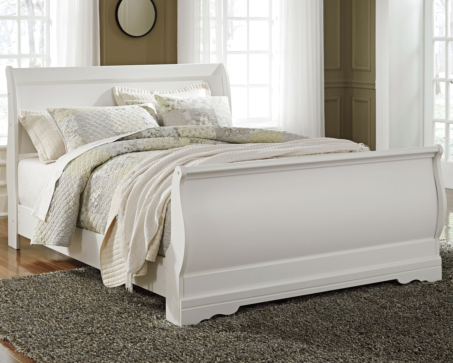 Cassel Furniture Outlet - Ashley Furniture - Anarasia Bedroom - Queen Sleigh Bed / White - B129B4