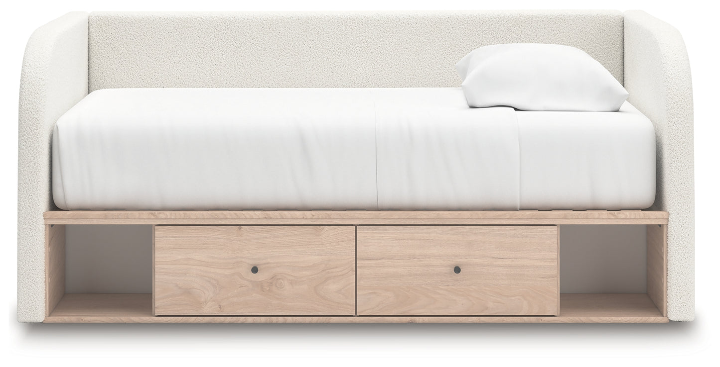 Arloster Bedroom