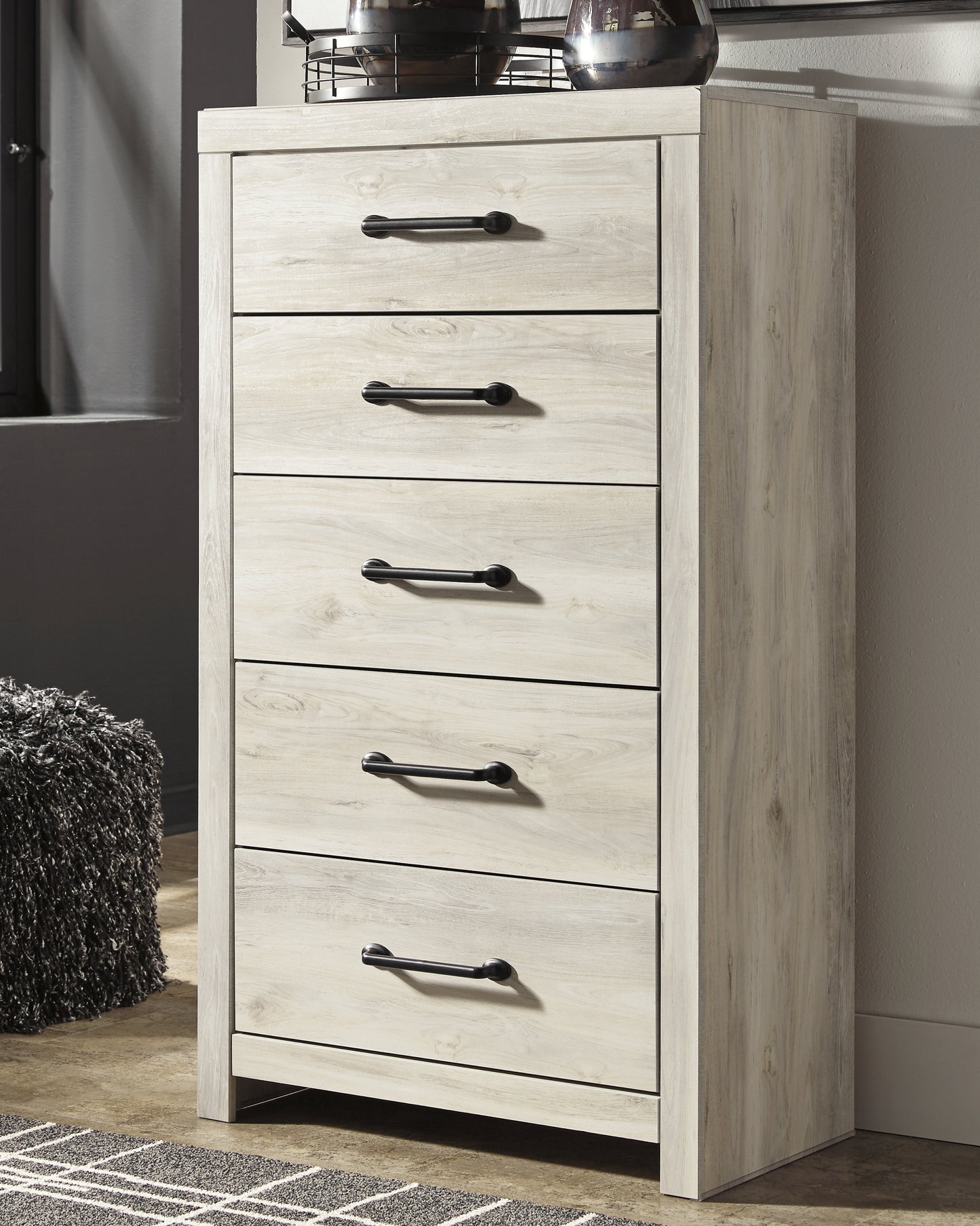 Cassel Furniture Outlet - Ashley Furniture - Cambeck Bedroom - Five Drawer Chest / Whitewash - B192-46