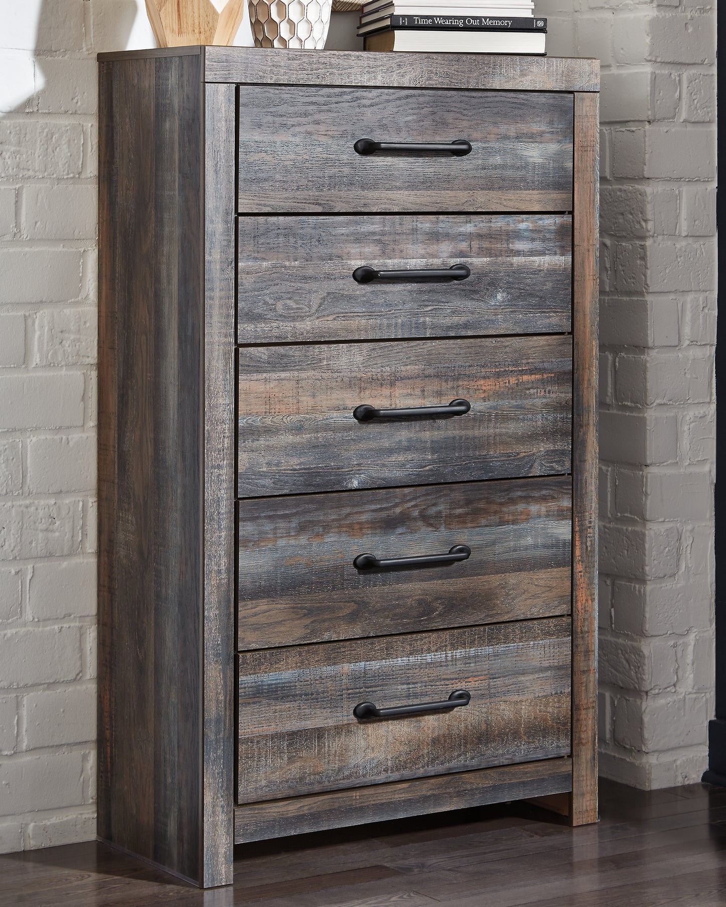 Cassel Furniture Outlet - Ashley Furniture - Drystan Bedroom - Five Drawer Chest / Multi - B211-46