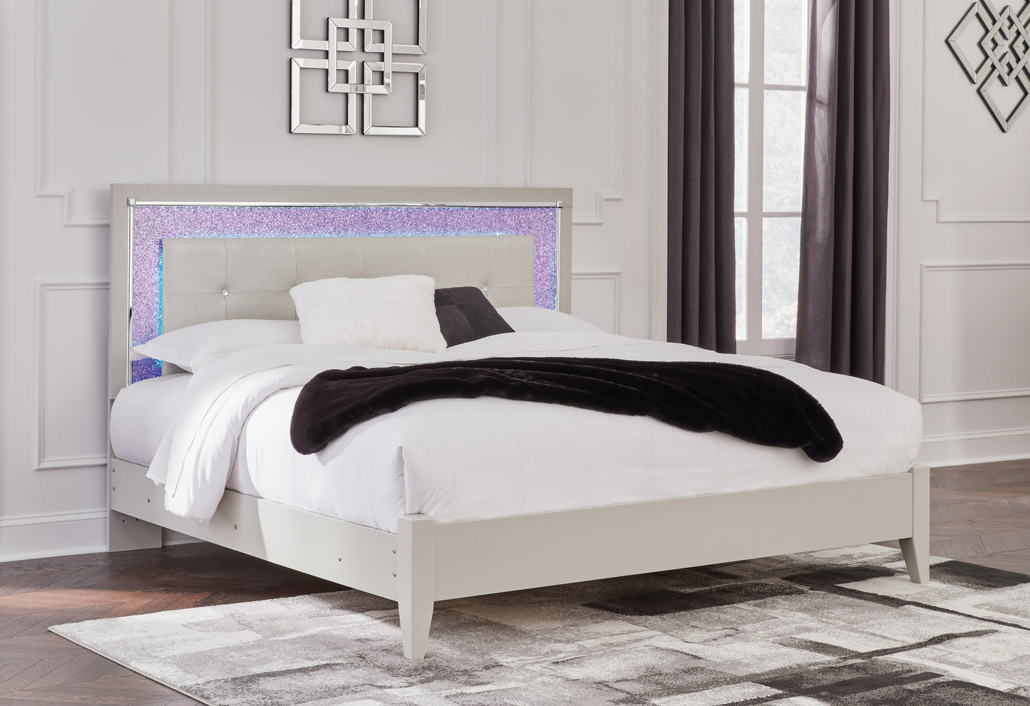 Cassel Furniture Outlet - Ashley Furniture - Zyniden Bedroom - King Upholstered Panel Bed / Silver - B2114B3