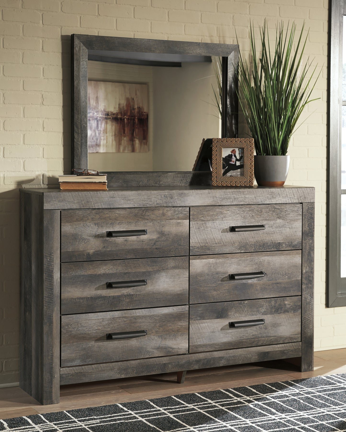 Cassel Furniture Outlet - Ashley Furniture - Wynnlow Bedroom - Dresser and Mirror / Gray - B440B1
