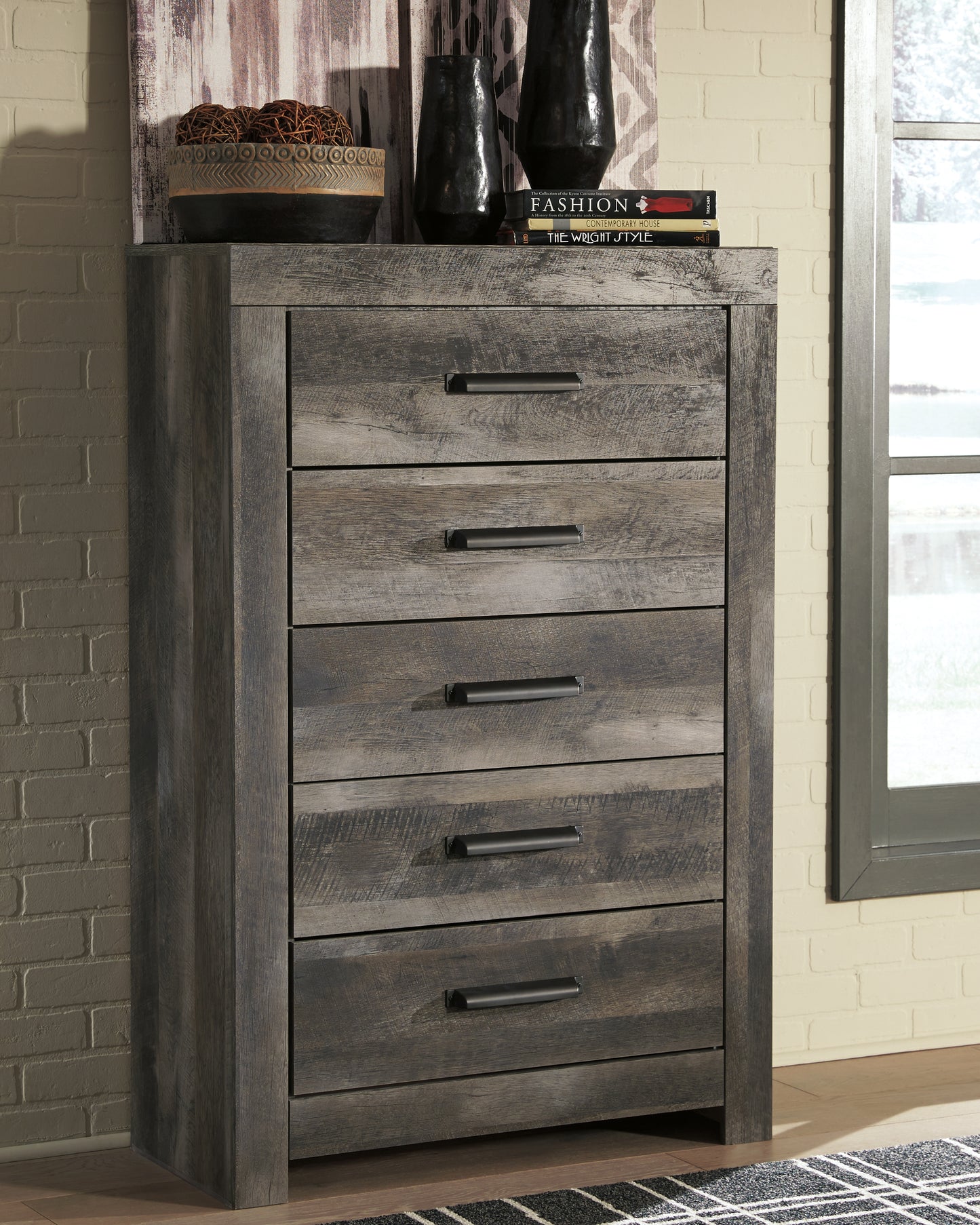 Cassel Furniture Outlet - Ashley Furniture - Wynnlow Bedroom - Five Drawer Chest / Gray - B440-46