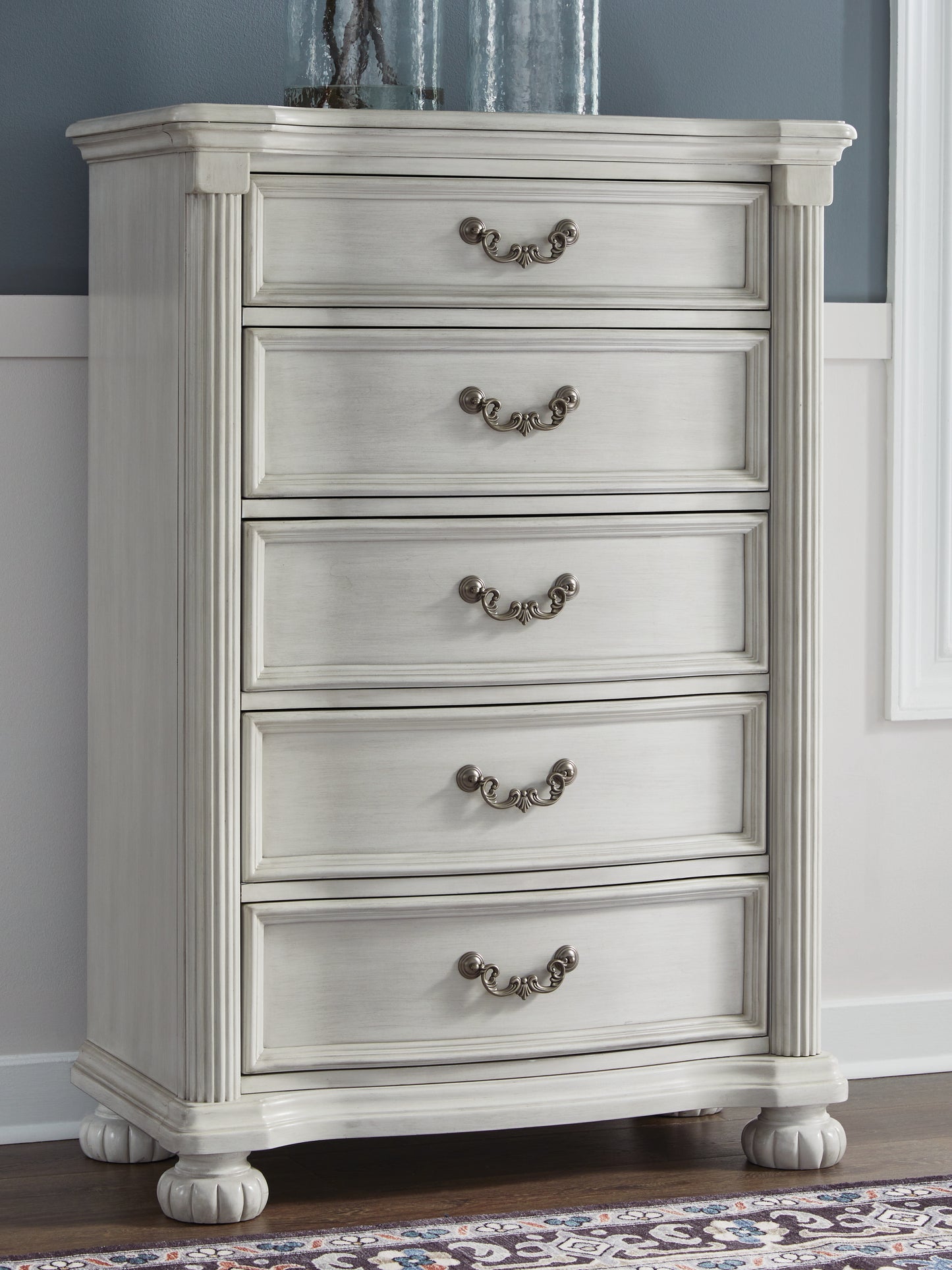 Cassel Furniture Outlet - Ashley Furniture - Montelaine Bedroom - Five Drawer Chest / Antique White - B795-46