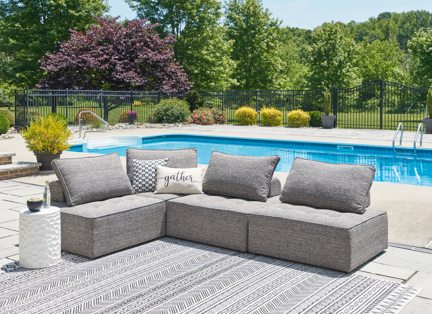 Cassel Furniture Outlet - Ashley Furniture - Bree Zee Outdoor - 4-Piece Outdoor Sectional / Brown - P160P8