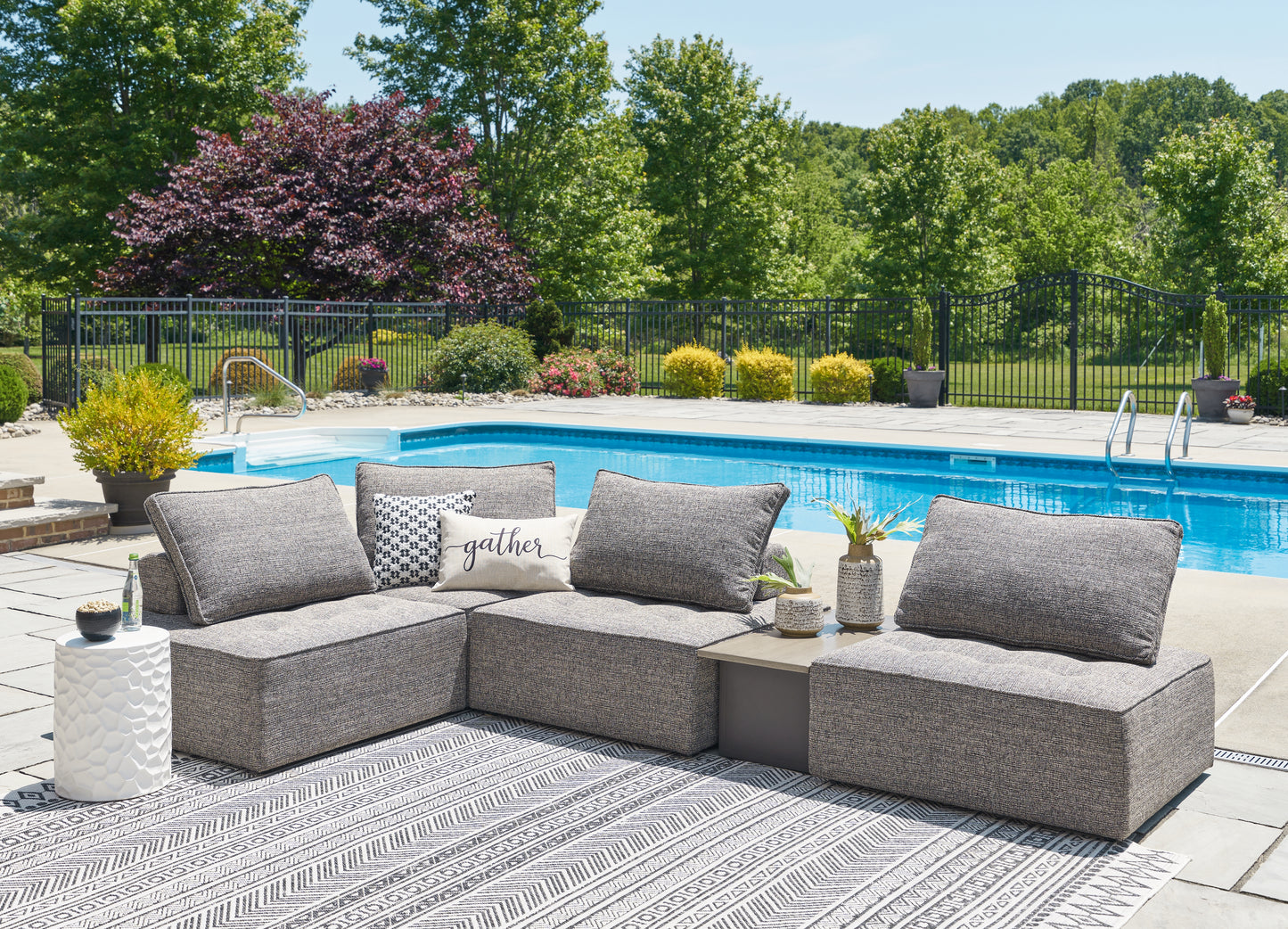 Cassel Furniture Outlet - Ashley Furniture - Bree Zee Outdoor - 5-Piece Outdoor Sectional / Brown - P160P5