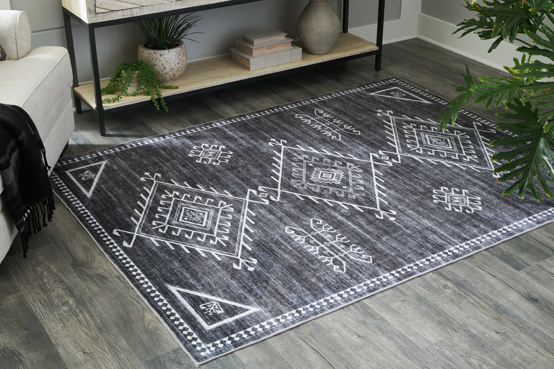 Cassel Furniture Outlet - Ashley Furniture - Arloman Rug - 5' x 7' Washable Rug / Black/Cream/Gray - R405932