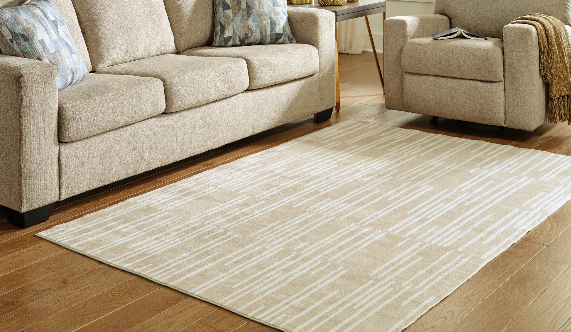 Cassel Furniture Outlet - Ashley Furniture - Ardenville Rug - 5' x 7'1" Washable Rug / Tan/Cream - R406212