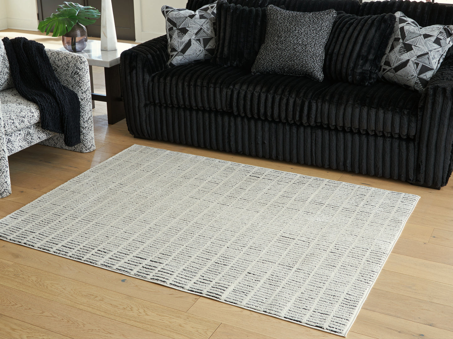 Cassel Furniture Outlet - Ashley Furniture - Turinwith Rug - 5'3" x 7' Area Rug / Ivory/Black - R407552