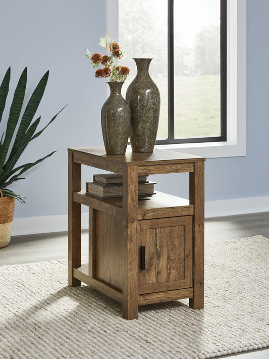 Cassel Furniture Outlet - Ashley Furniture - Fendenmore Chairside End Table - Chair Side End Table / Brown - T190-117