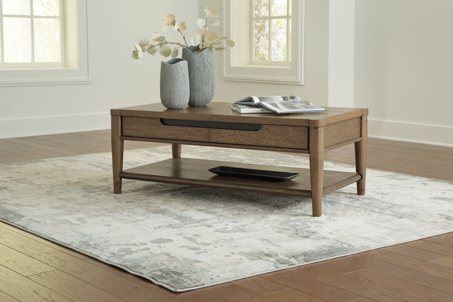 Cassel Furniture Outlet - Ashley Furniture - Roanhowe Coffee Table - Rectangular Cocktail Table / Brown - T769-1