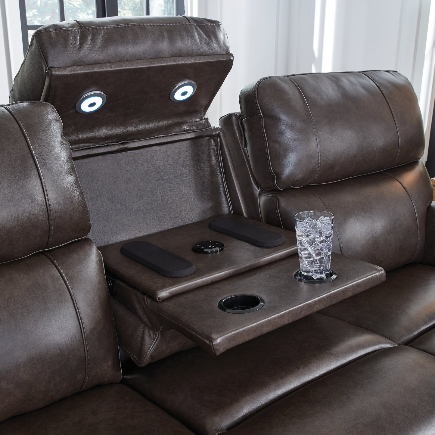 Crossplex Living Room