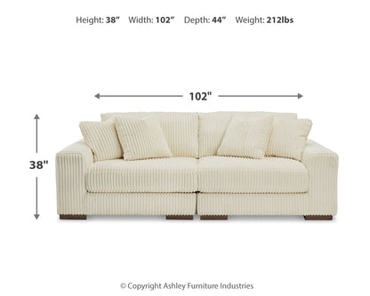 Lindyn Sectional