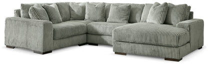 Lindyn Sectional