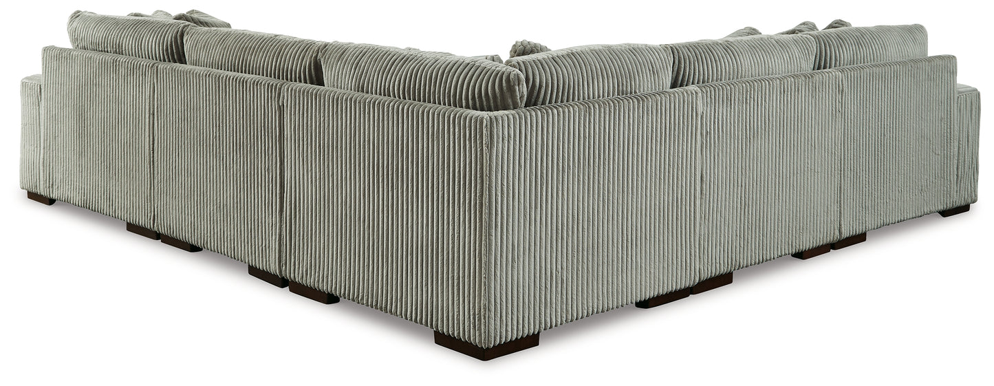 Lindyn Sectional