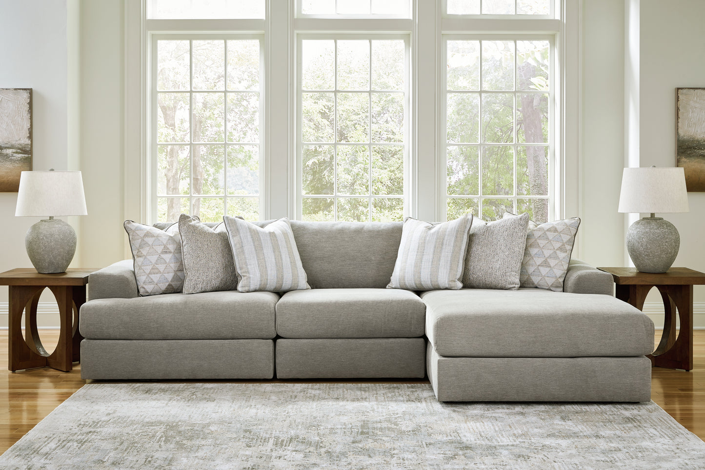 Cassel Furniture Outlet - Ashley Furniture - Avaliyah Sectional - RAF 3-Piece Sectional with Chaise / Ash - 58103S4