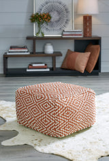 Pouf