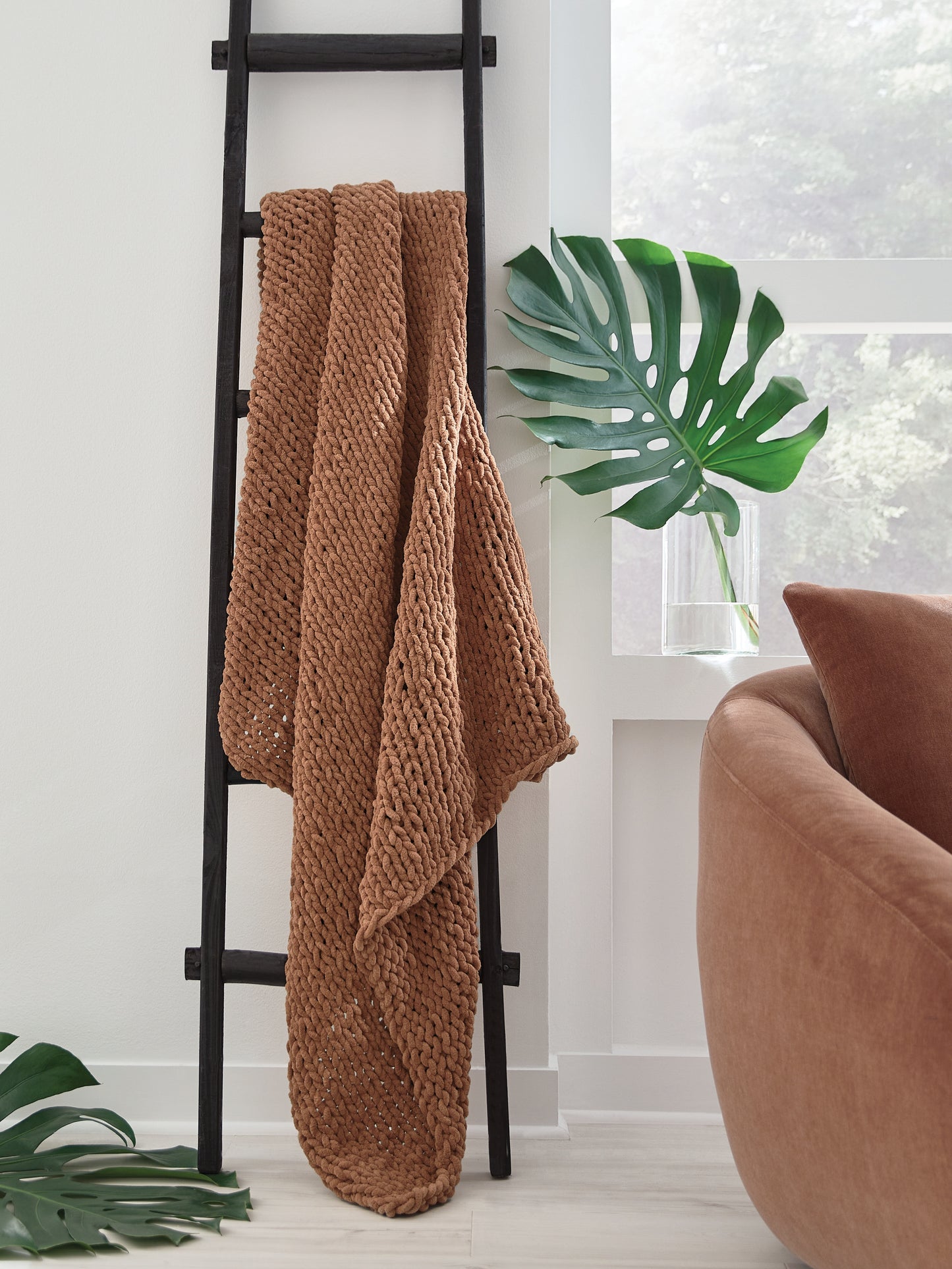 Cassel Furniture Outlet - Ashley Furniture - Chaddon Throw (Set of 3) - Throw (3/CS) - A1001179