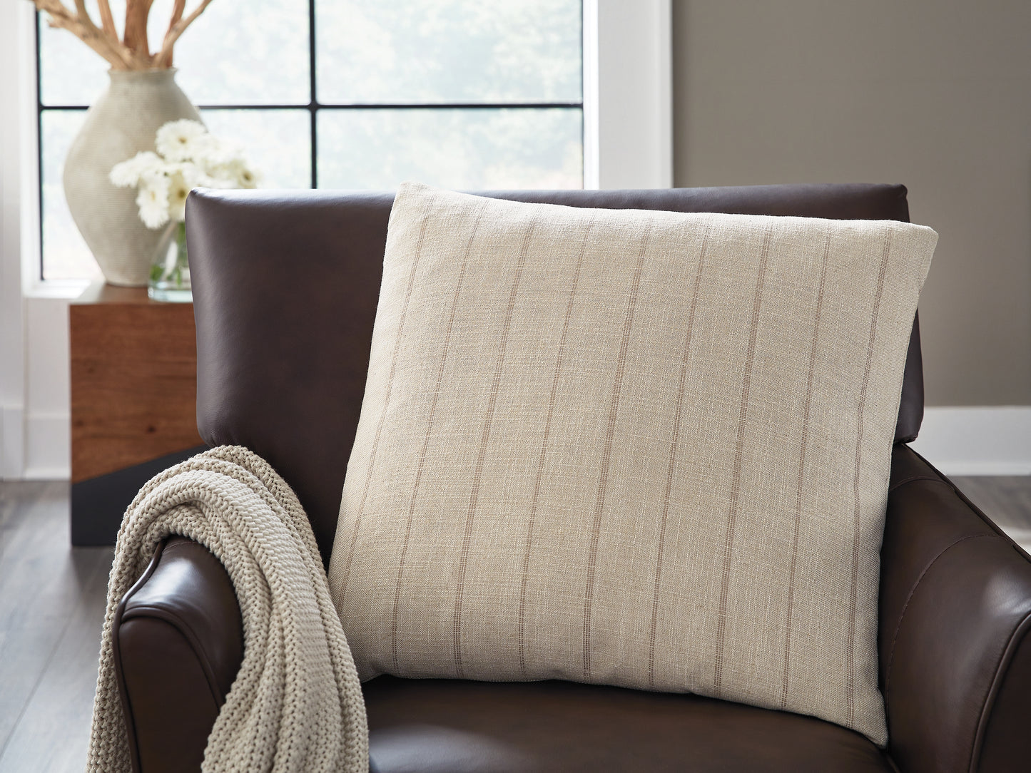 Cassel Furniture Outlet - Ashley Furniture - Valwick Pillows - Pillow (4/CS) - A1001180