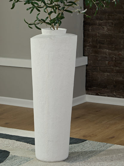Cassel Furniture Outlet - Ashley Furniture - Flurinworth Vase - Vase / Cream - A2000769