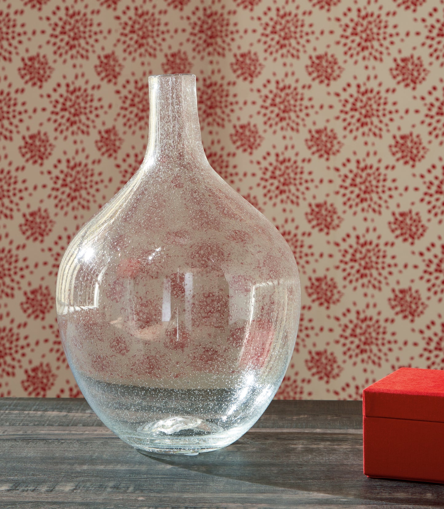Cassel Furniture Outlet - Ashley Furniture - Kurthorne Vase - Vase / Clear - A2900028