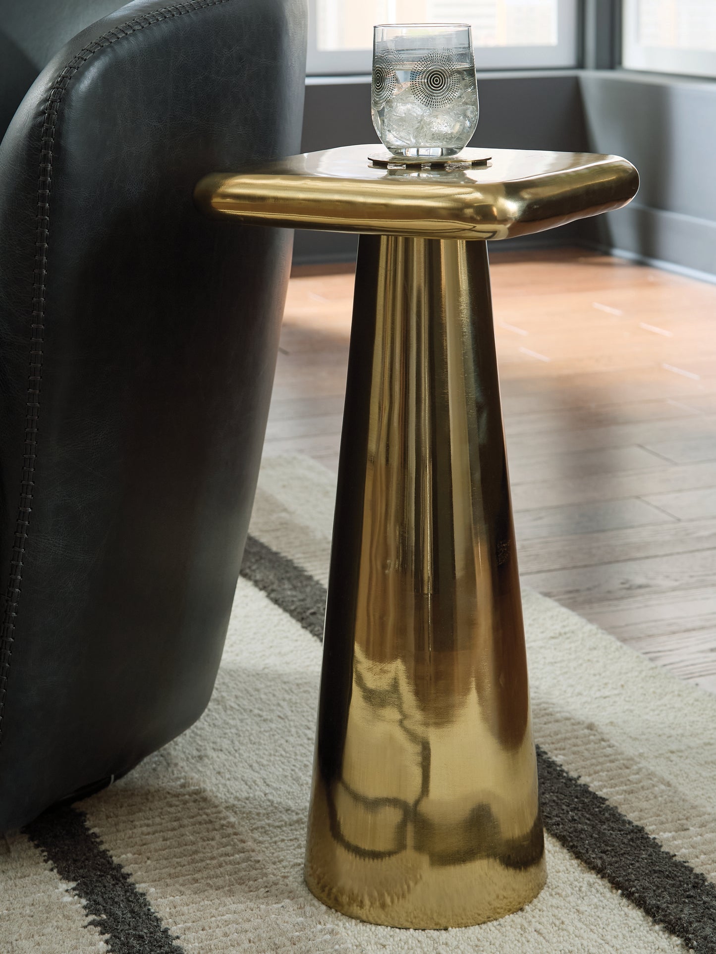 Cassel Furniture Outlet - Ashley Furniture - Dallenburg Accent Table - Accent Table / Gold Finish - A4000717
