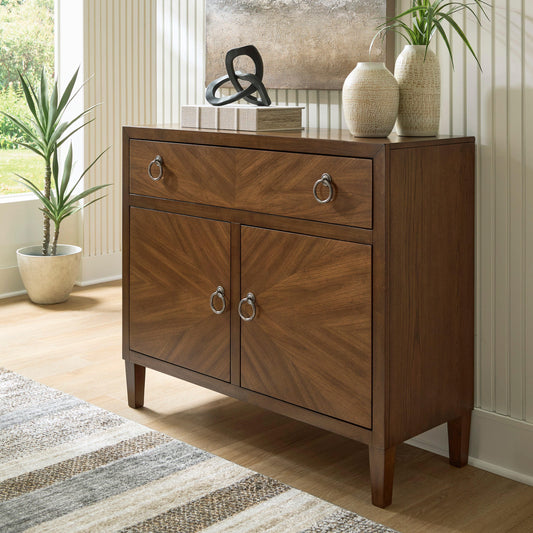 Cassel Furniture Outlet - Ashley Furniture - Walsgrove Accent Cabinet - Accent Cabinet - A4000739