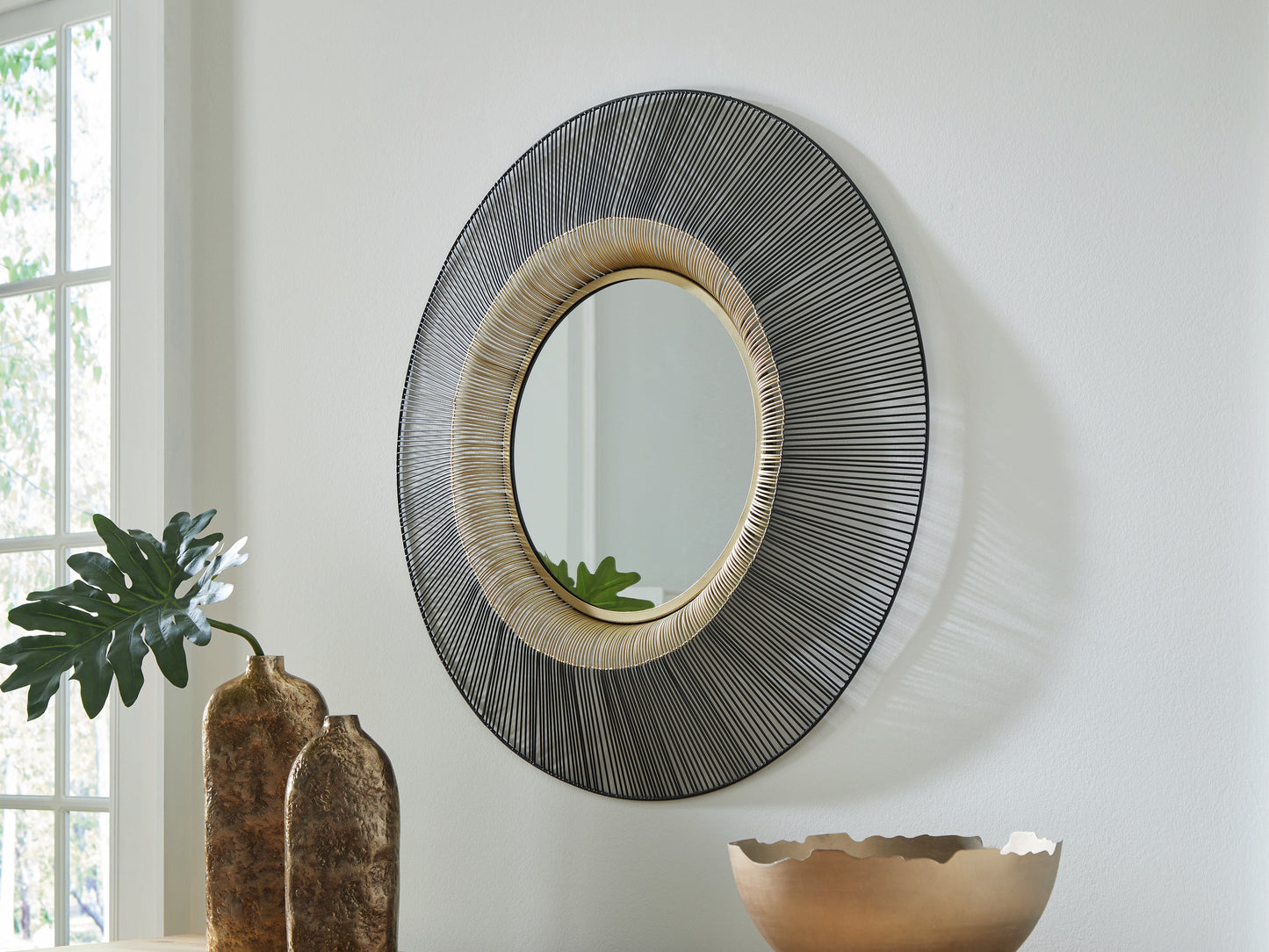 Cassel Furniture Outlet - Ashley Furniture - Dallmen Mirror - Accent Mirror / Black/Gold Finish - A8010407