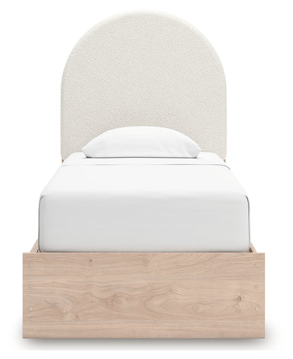 Arloster Bedroom