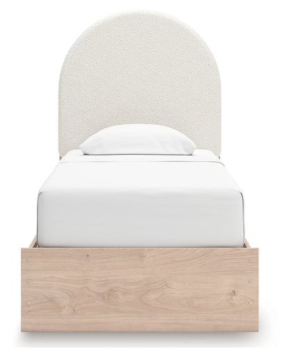 Arloster Bedroom