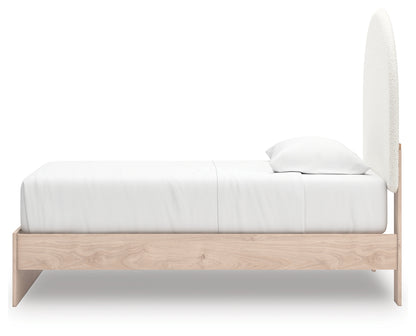 Arloster Bedroom