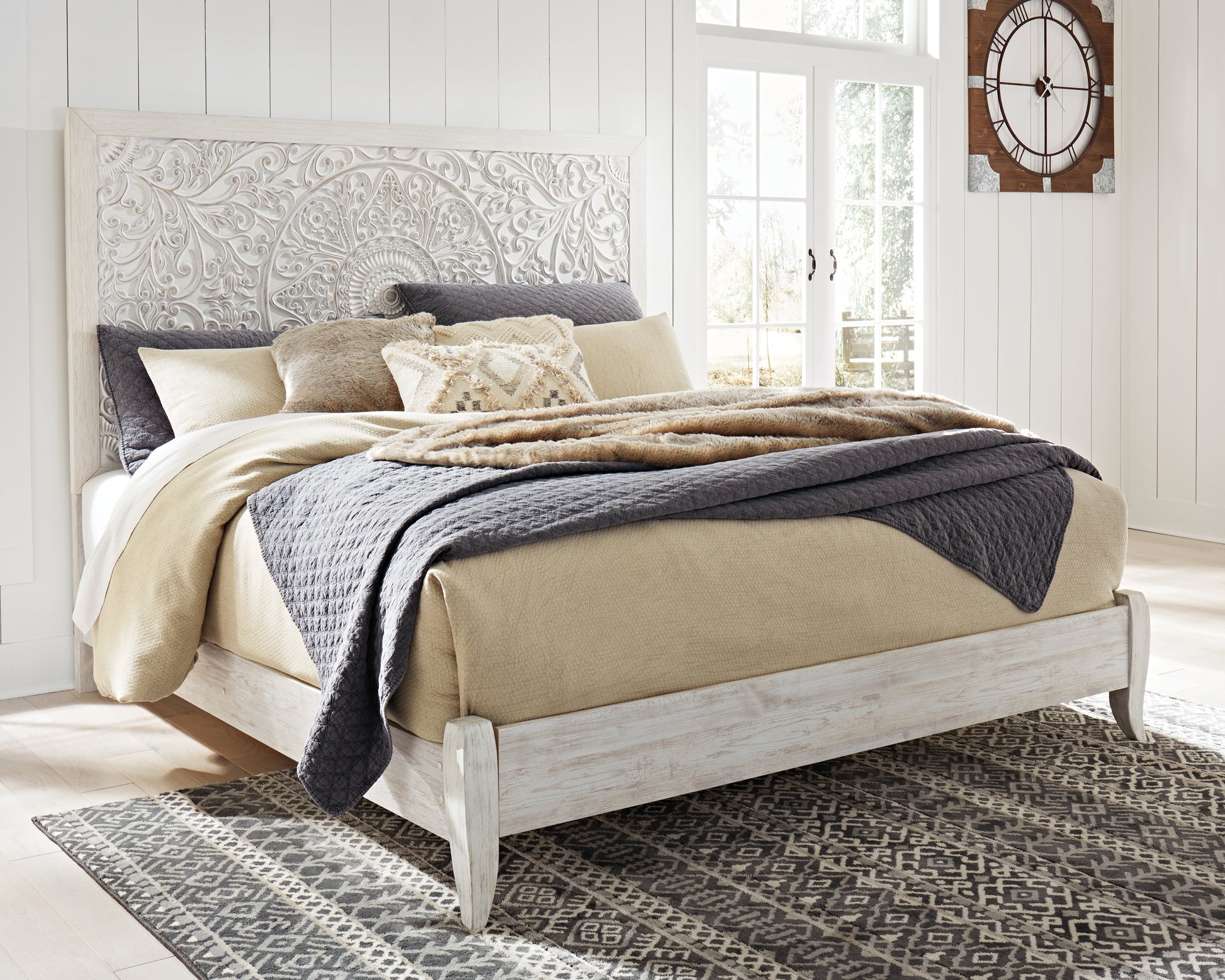 Cassel Furniture Outlet - Ashley Furniture - Paxberry Bedroom - King Panel Bed / Whitewash - B181B10