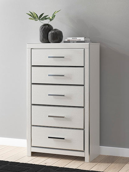 Cassel Furniture Outlet - Ashley Furniture - Zuraleus Bedroom - Five Drawer Chest / White - PCB3381-46