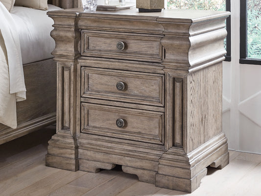 Cassel Furniture Outlet - Ashley Furniture - Blairhurst Bedroom - King Panel Bed / Light Grayish Brown - B916B4