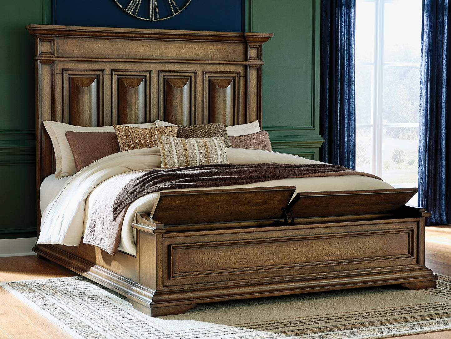 Frantanna Bedroom