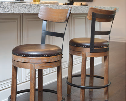 Cassel Furniture Outlet - Ashley Furniture - Pinnadel Dining Room - Counter Height Bar Stool (Set of 2) / Grayish Brown - D542-124X2