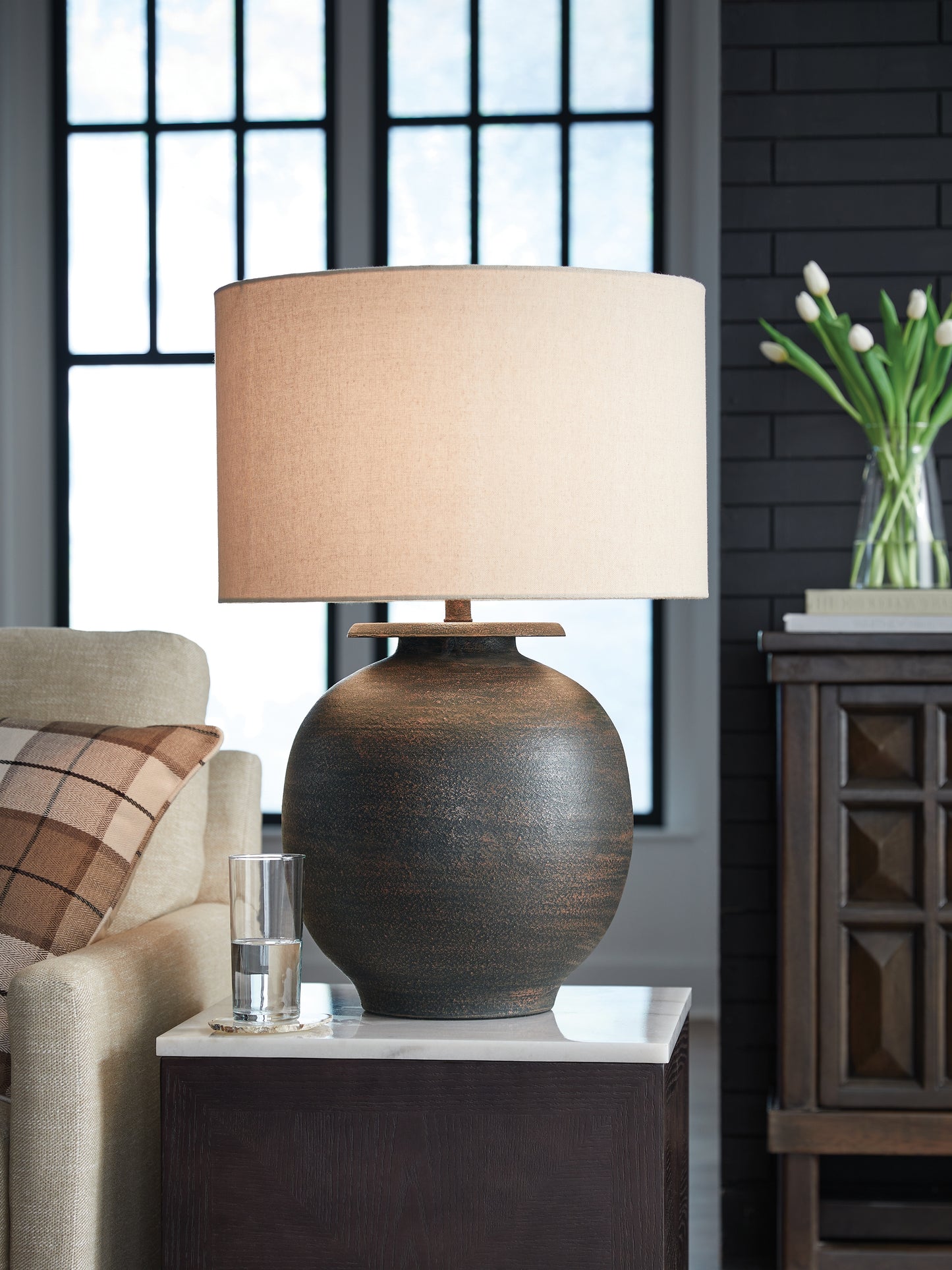 Cassel Furniture Outlet - Ashley Furniture - Carlenbury Lighting - Metal Table Lamp (1/CN) / Antique Brown - L207574