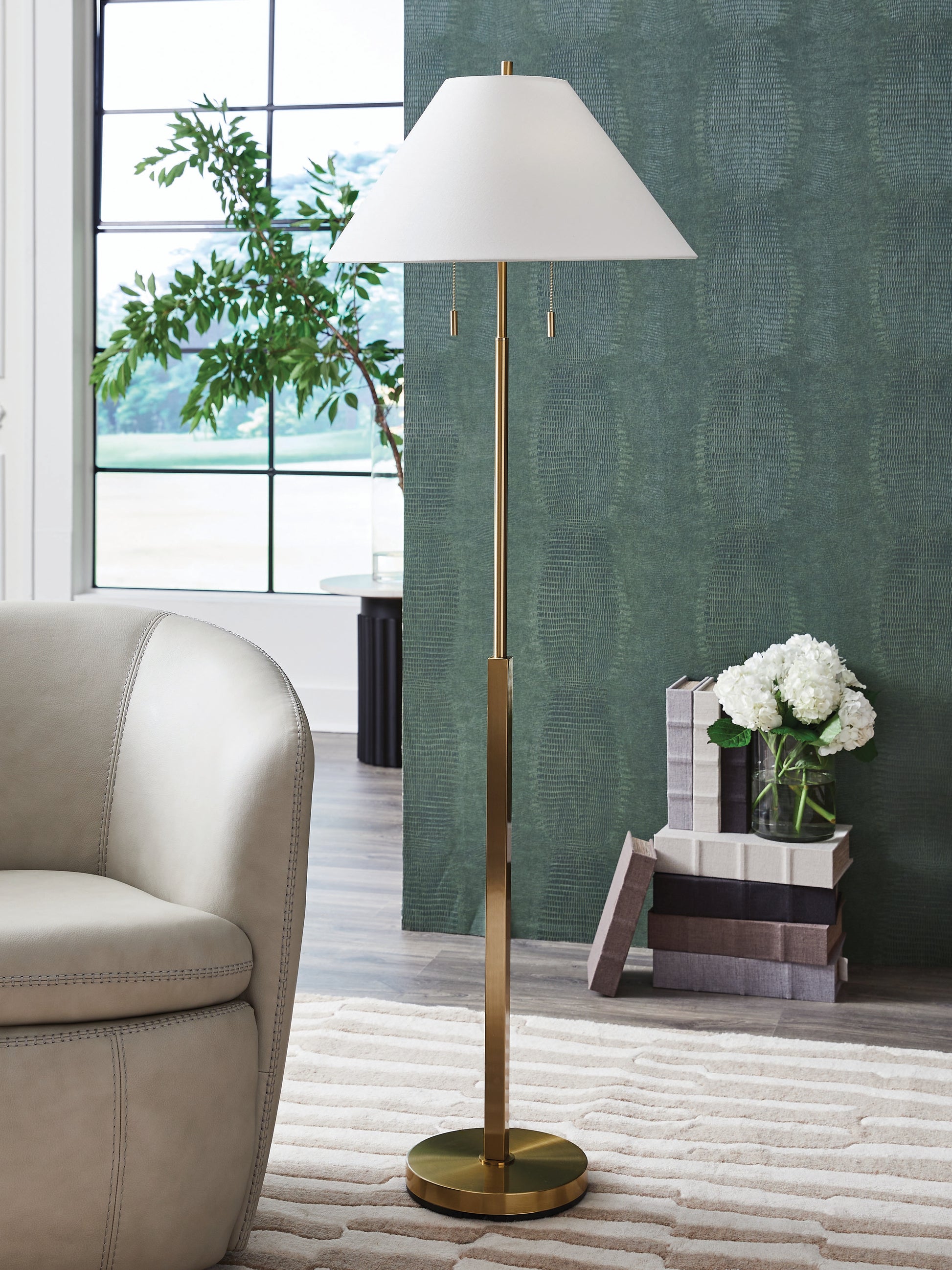 Cassel Furniture Outlet - Ashley Furniture - Haigwood Lighting - Metal Floor Lamp (1/CN) / Gold Finish - L208471