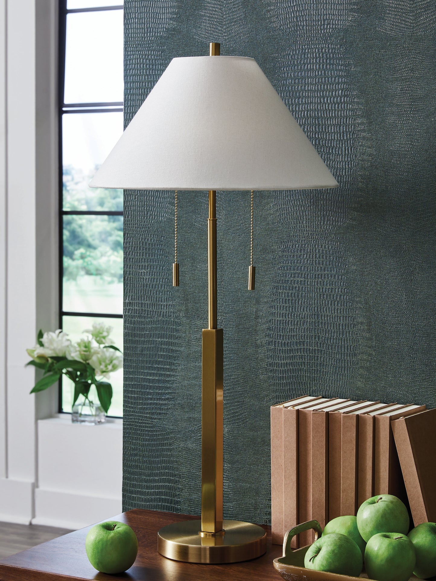 Cassel Furniture Outlet - Ashley Furniture - Haigwood Lighting - Metal Table Lamp (1/CN) / Gold Finish - L208474