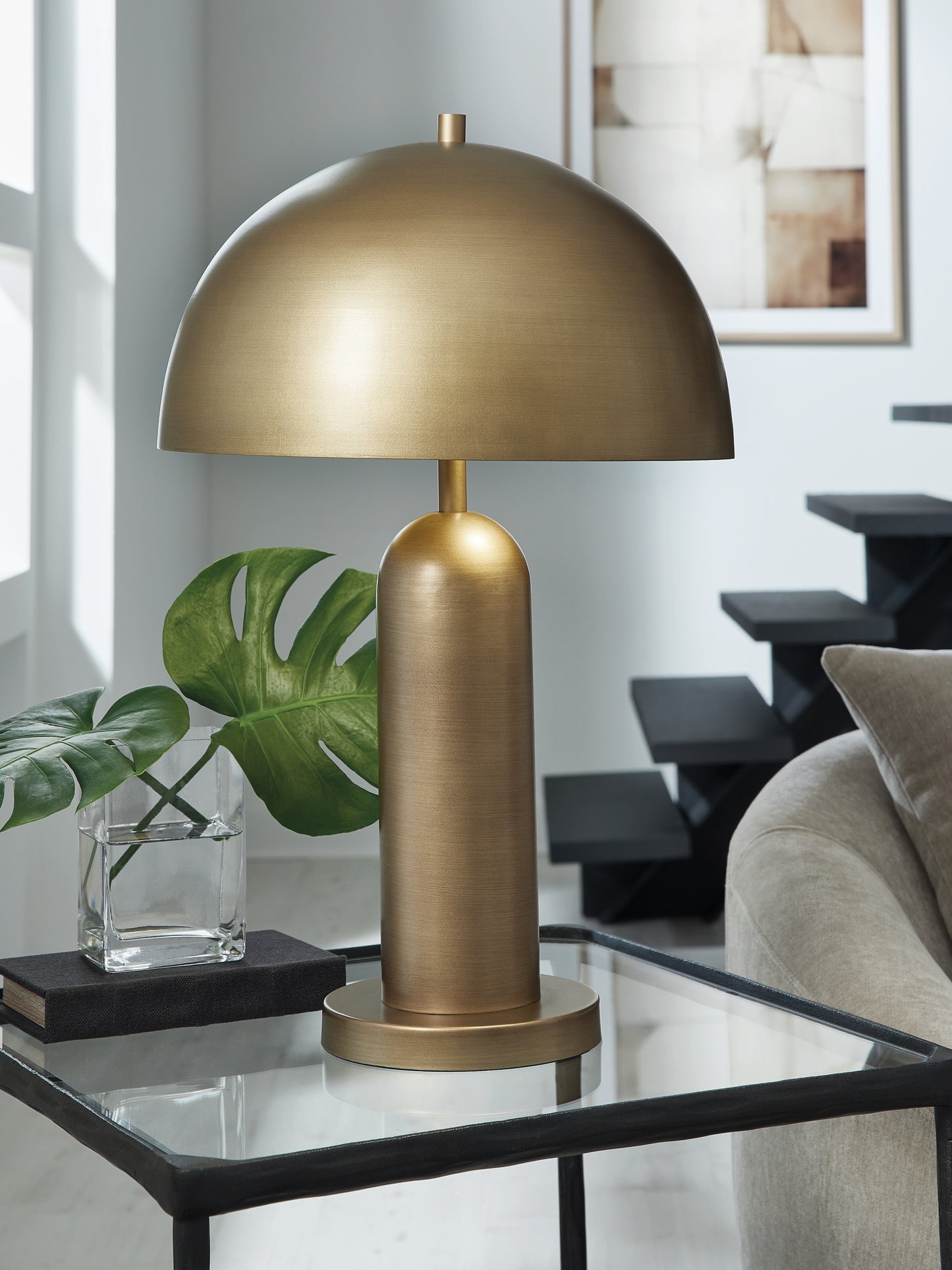 Cassel Furniture Outlet - Ashley Furniture - Wendfield Lighting - Metal Table Lamp (1/CN) / Antique Gold Finish - L208514