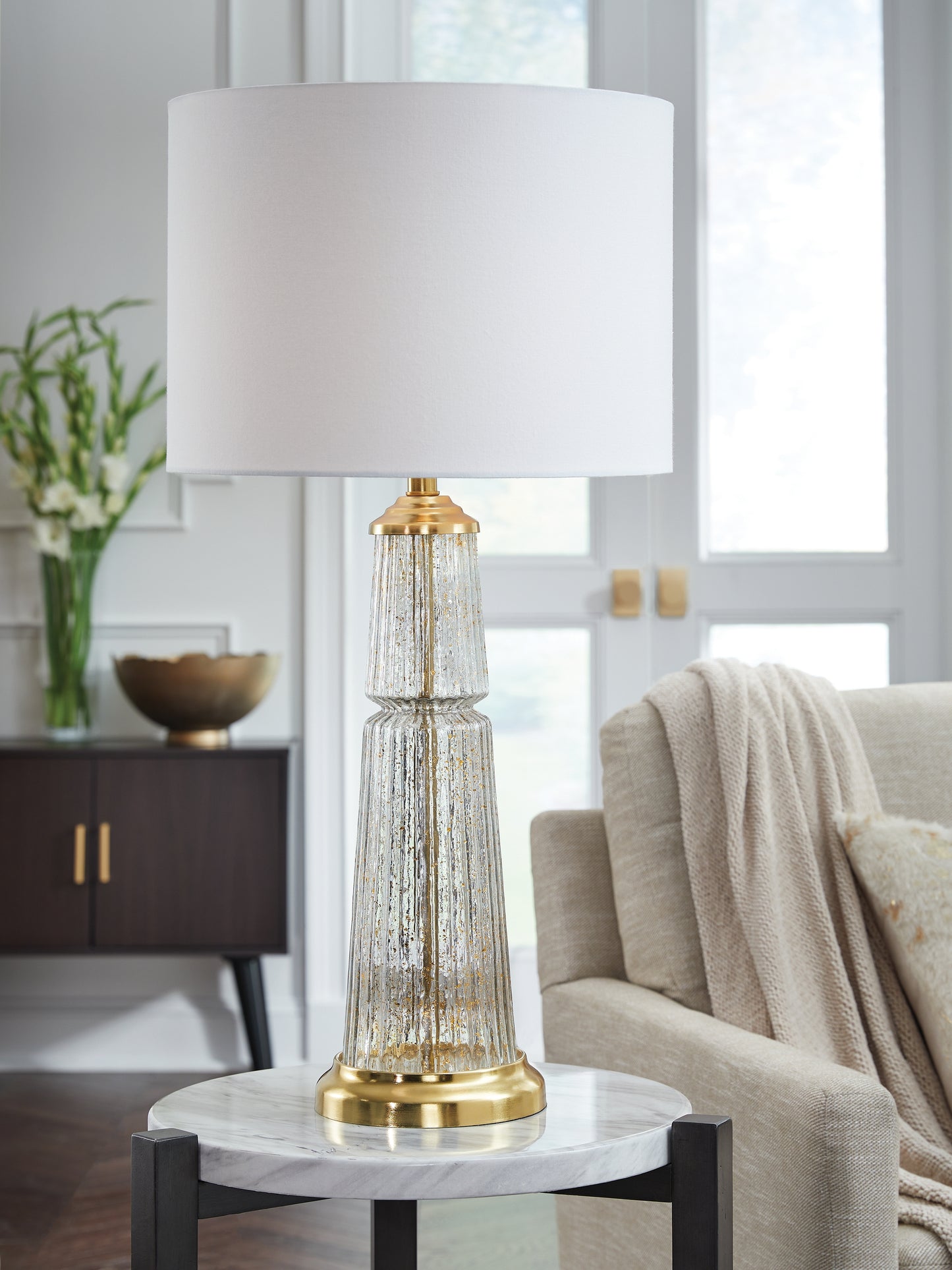Cassel Furniture Outlet - Ashley Furniture - Bakersboro Lighting - Glass Table Lamp (1/CN) / Clear/Gold Finish - L430884