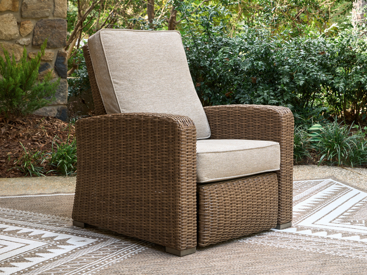 Cassel Furniture Outlet - Ashley Furniture - Laguna Heights Outdoor - Recliner / Beige - PCP790-825