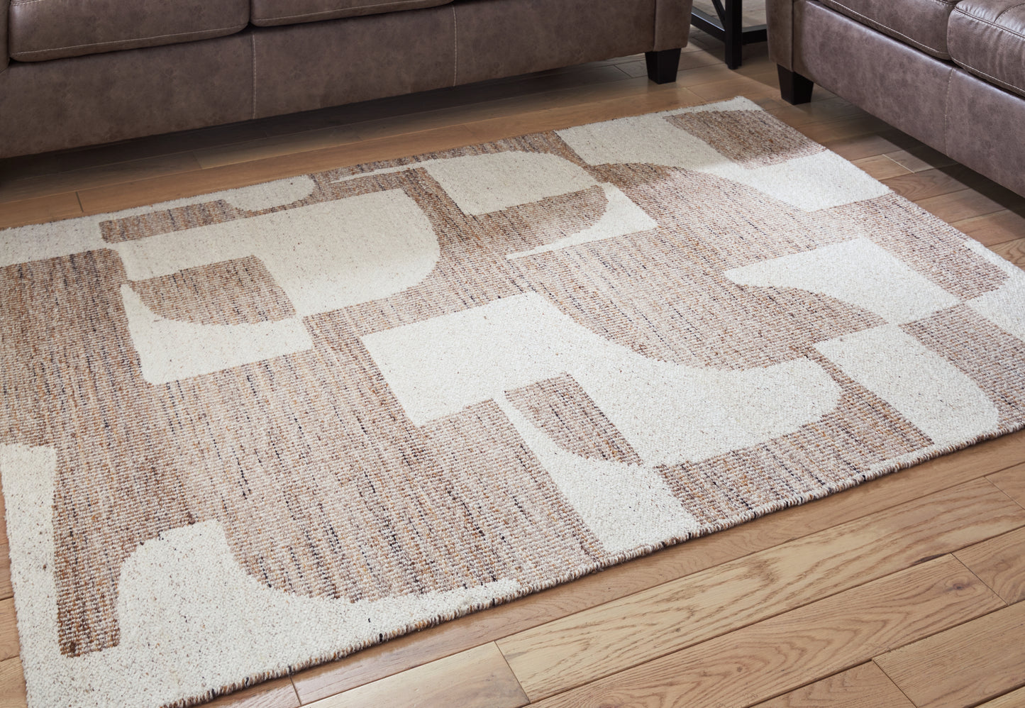 Cassel Furniture Outlet - Ashley Furniture - Brynnfield Rug - 8' x 10' Rug / Beige/Brown - R406371