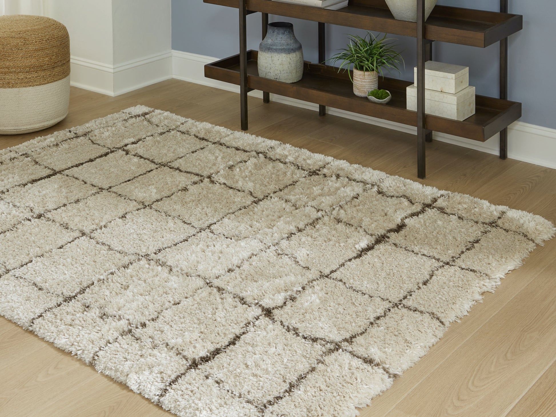 Cassel Furniture Outlet - Ashley Furniture - Wrenlow Rug - 8' x 10' Rug / Gray/Cream - R407221