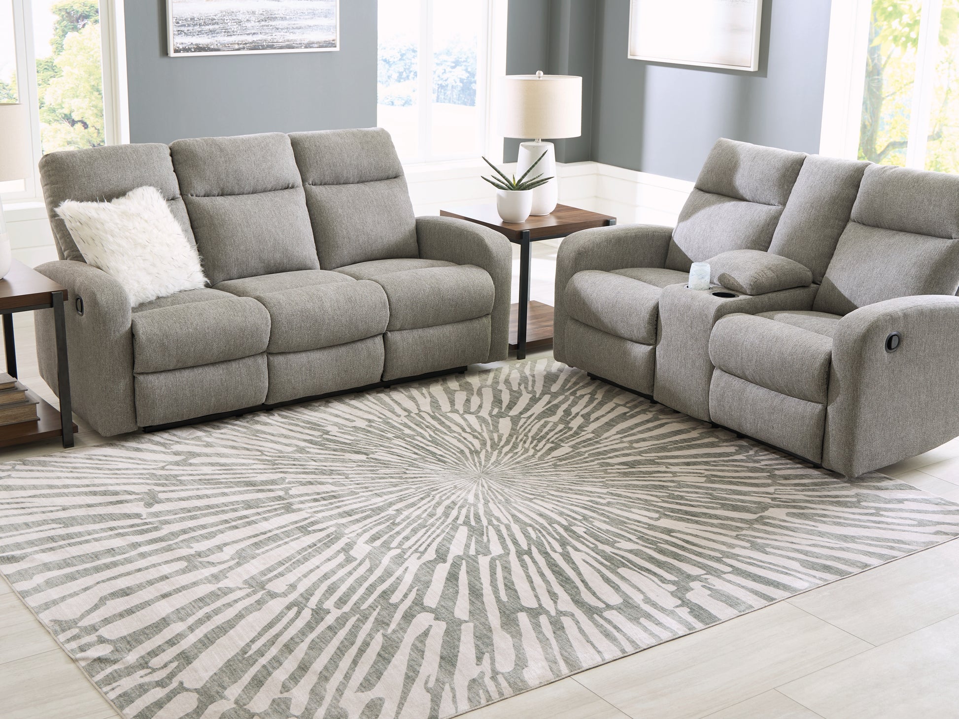 Cassel Furniture Outlet - Ashley Furniture - Verland Rug - Washable 5' x 7' Area Rug / Gray/White - R407432
