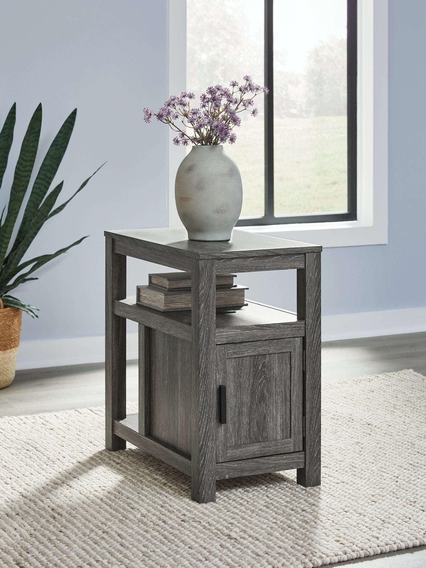 Cassel Furniture Outlet - Ashley Furniture - Fendenmore Chairside End Table - Chair Side End Table / Brown/Gray - T190-317