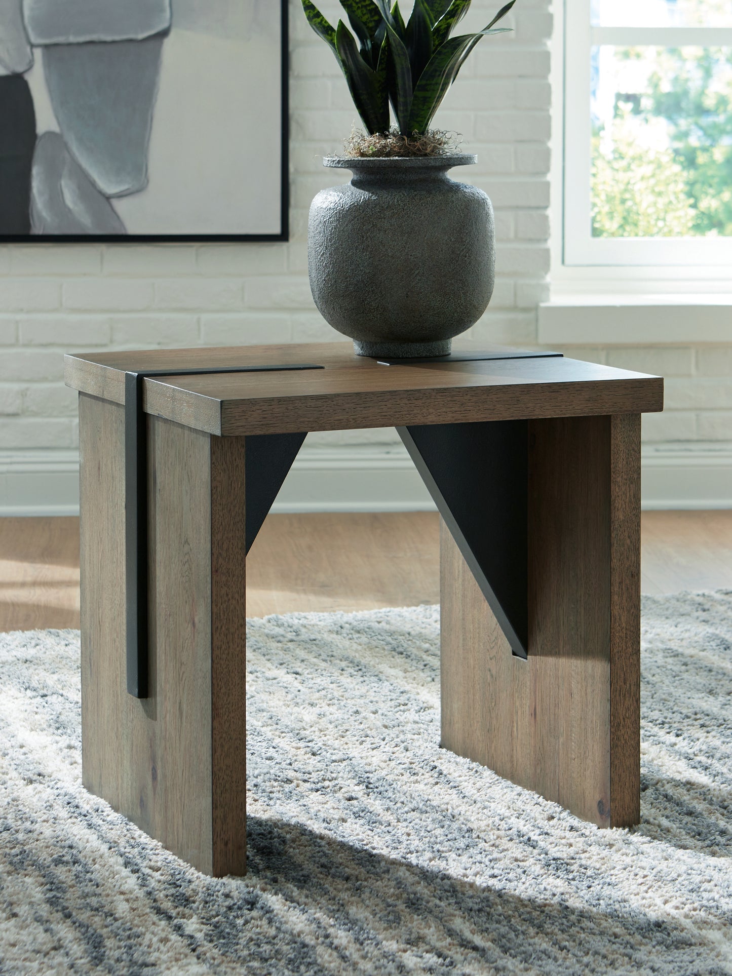 Cassel Furniture Outlet - Ashley Furniture - Kandinew End Table - Square End Table - T554-2
