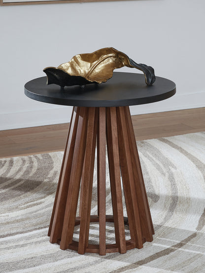 Kallari End Table