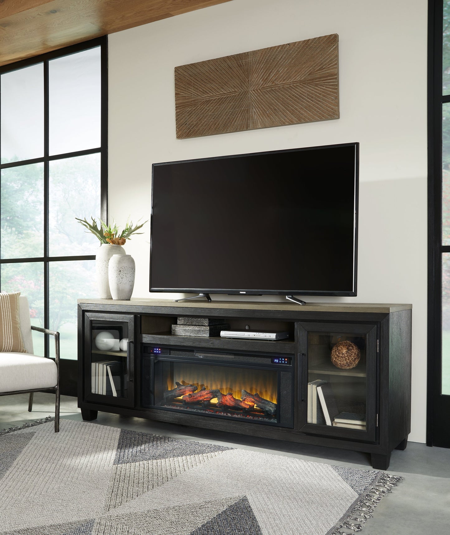 Foyland TV Stand